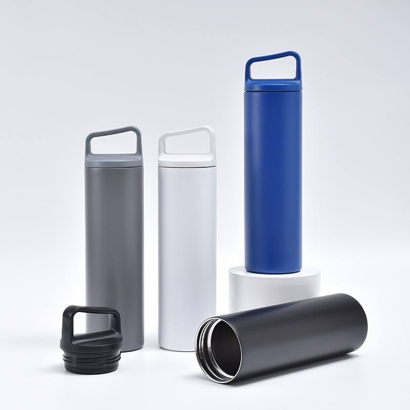 Sports Water Bottle Insulated - 20온스 보온 물병, 경사진 손잡이가 있는